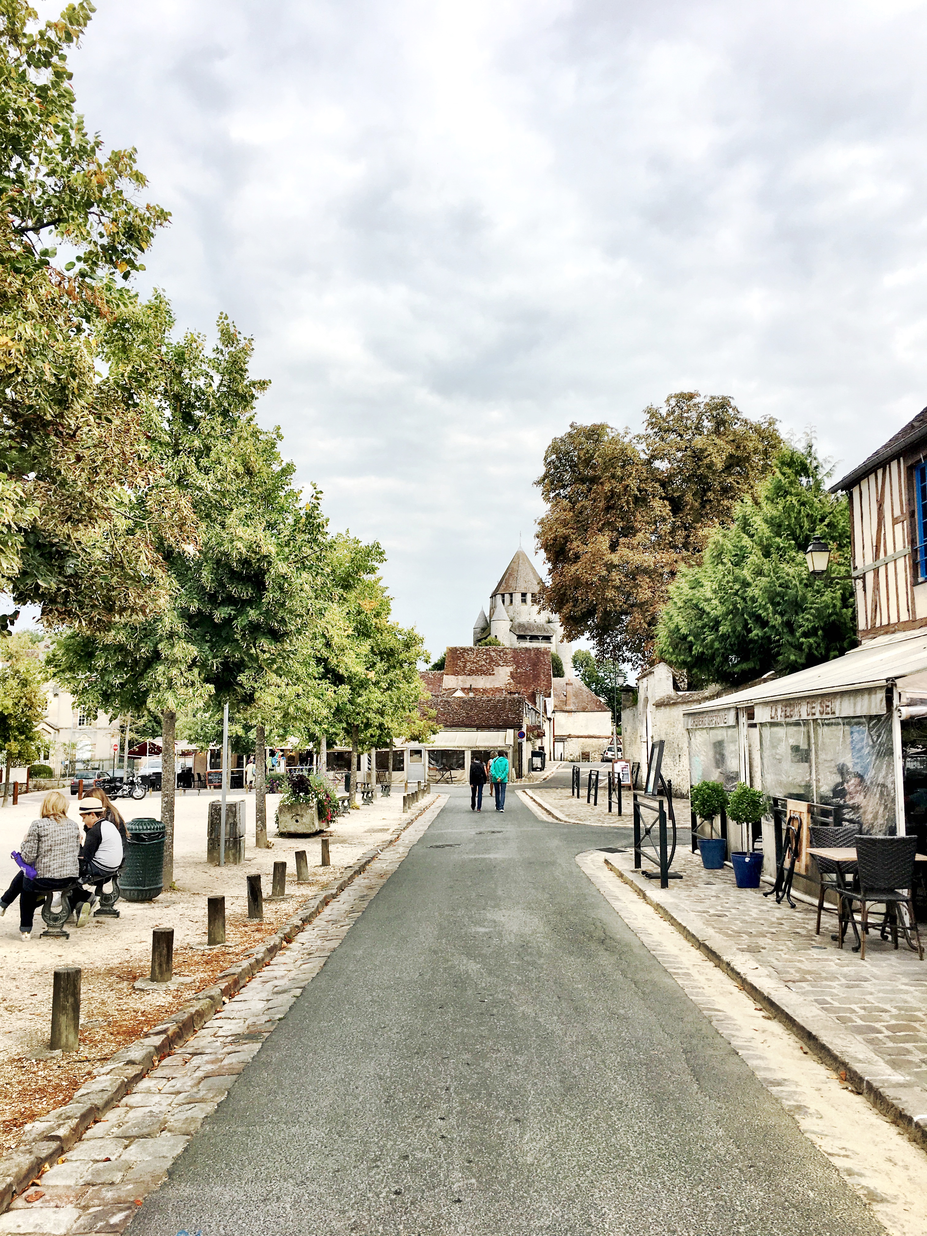 place du Chatel in Provins, France