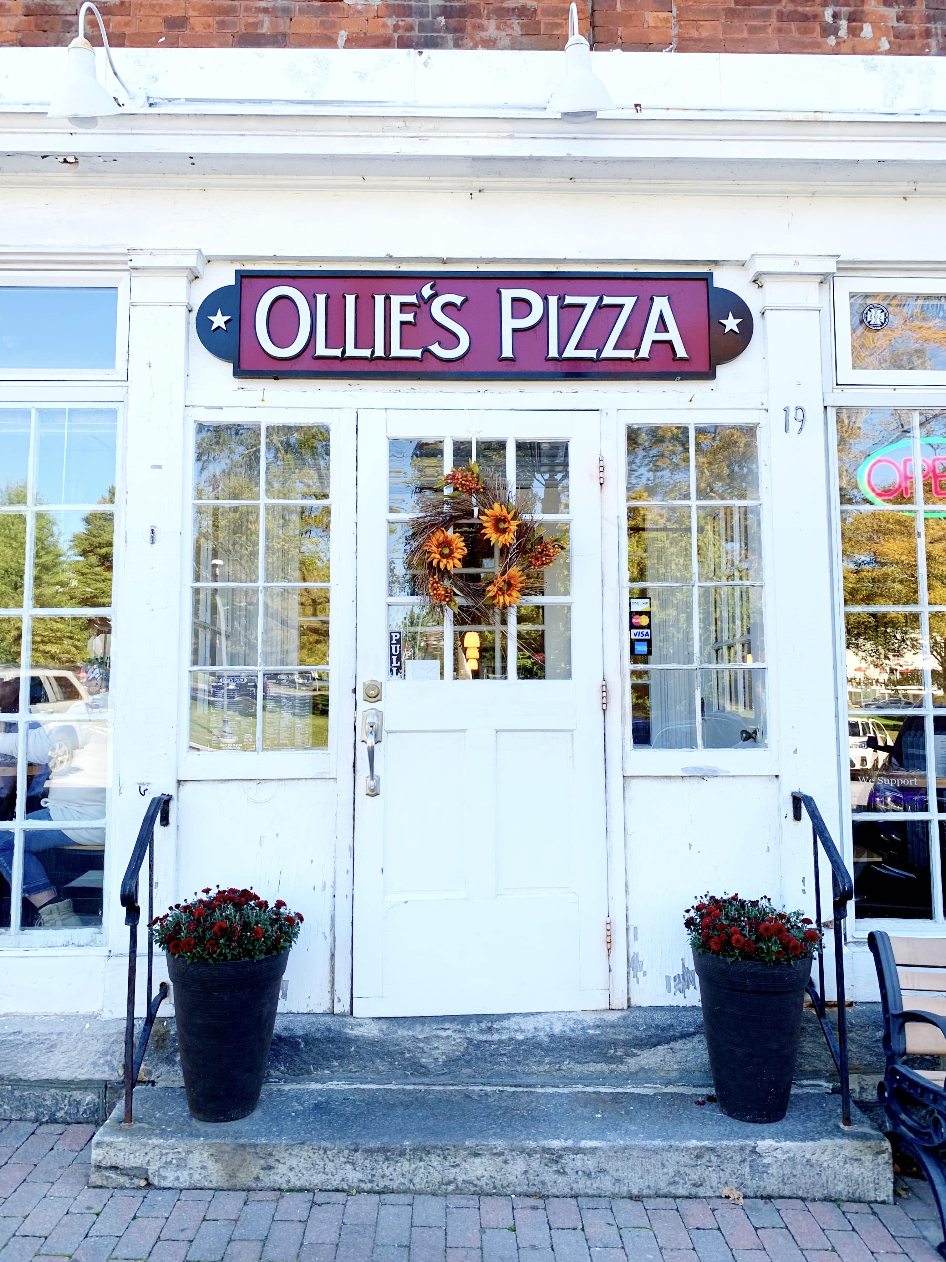 West Street Ollie's Pizza Litchfield Connecticut