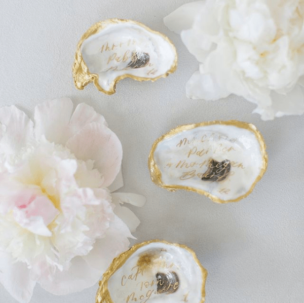 writeprettyforme painted oyster shell