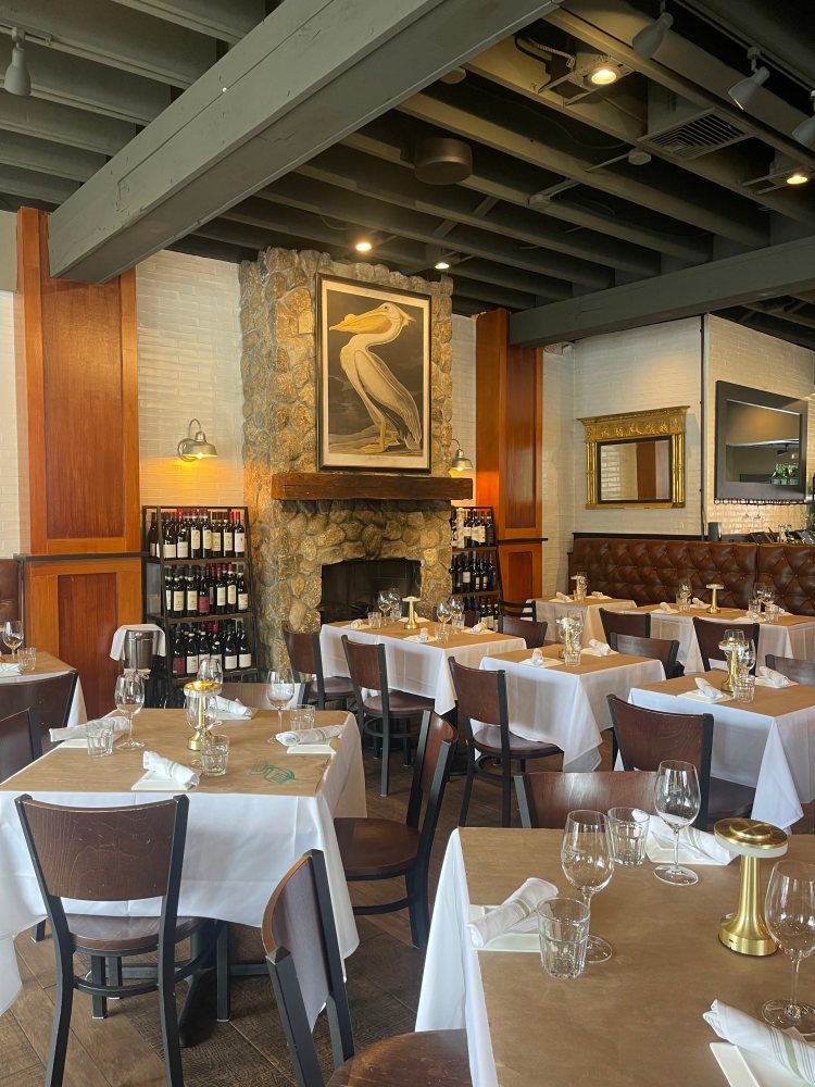 The dining room at Il Pellicano, Italian restaurant in Fairfield, Connecticut