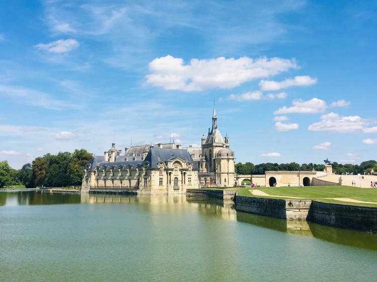 Château de Chantilly exterior view from Le Grand Canal